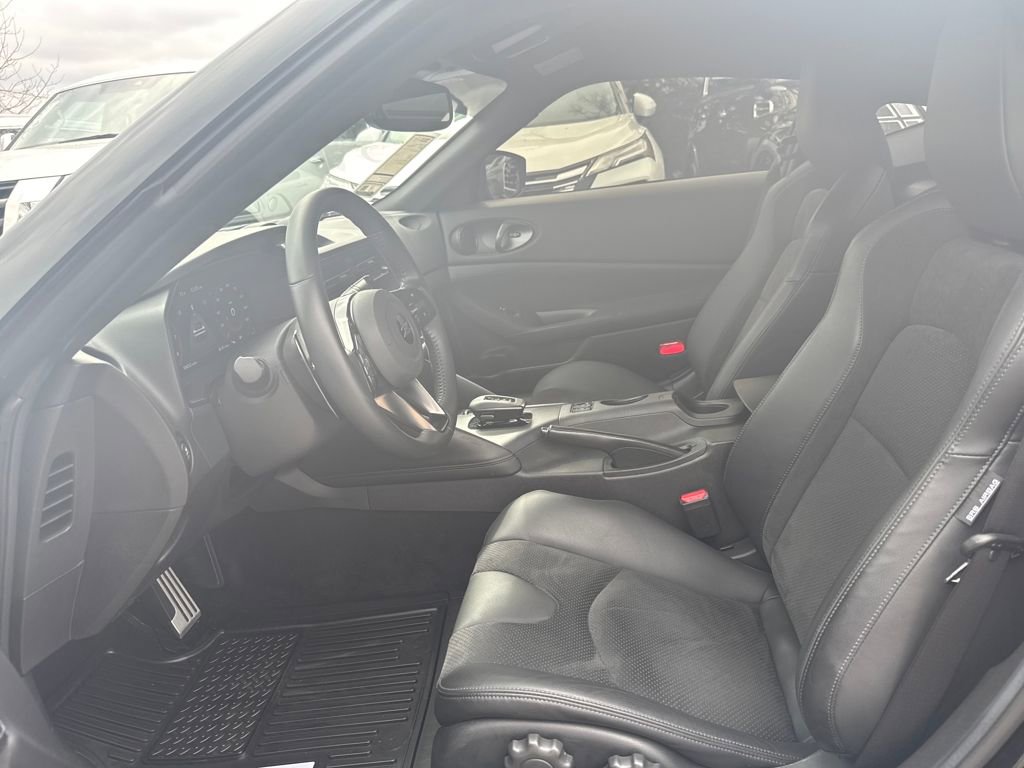 Certified 2024 Nissan Z Performance w/ Floor Mat Package image 18