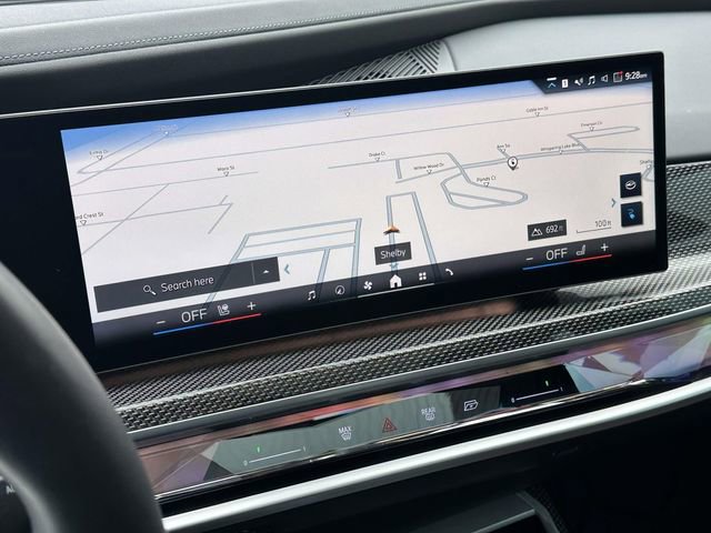 Certified 2023 BMW i7 xDrive60 image 32