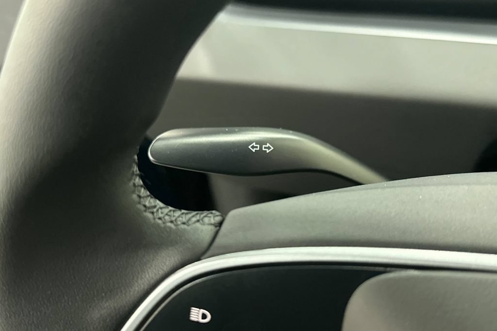 Used 2026 Tesla Model 3 RWD image 30