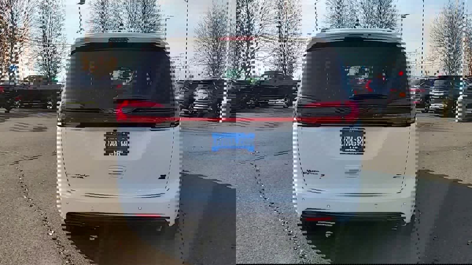 New 2026 Chrysler Pacifica Select image 7