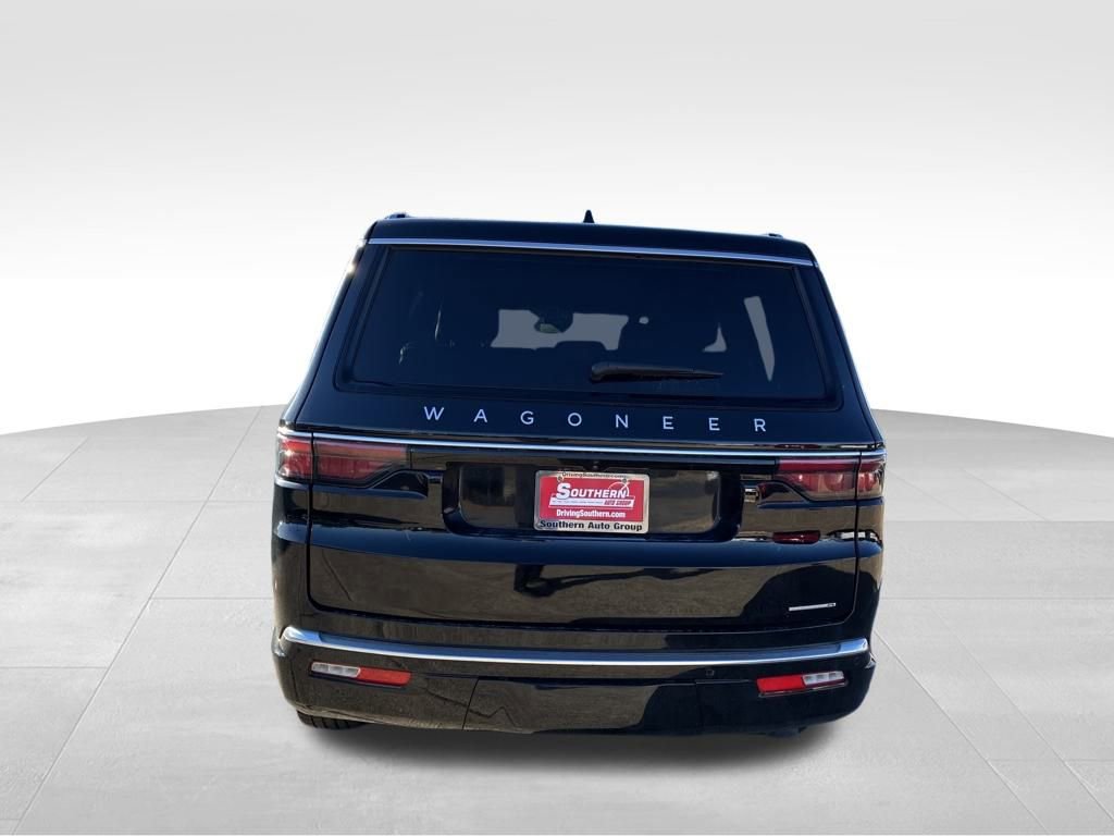 Used 2024 Jeep Wagoneer Series III image 4