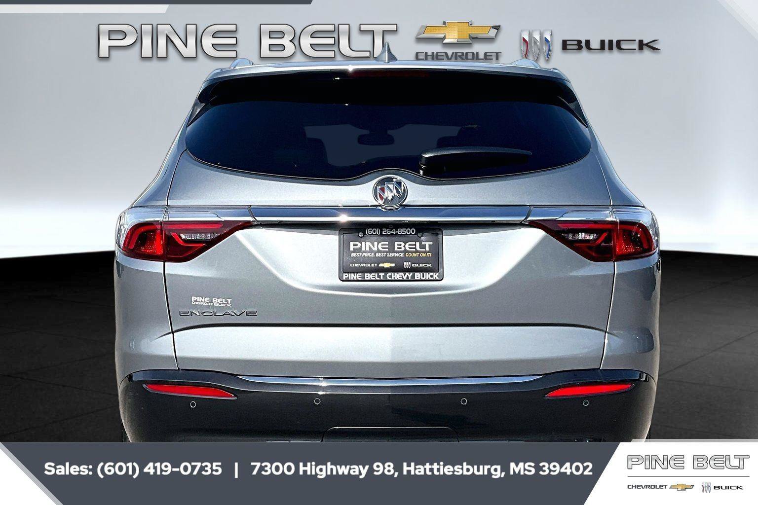 Used 2023 Buick Enclave Essence w/ Experience Buick Package FWD image 4