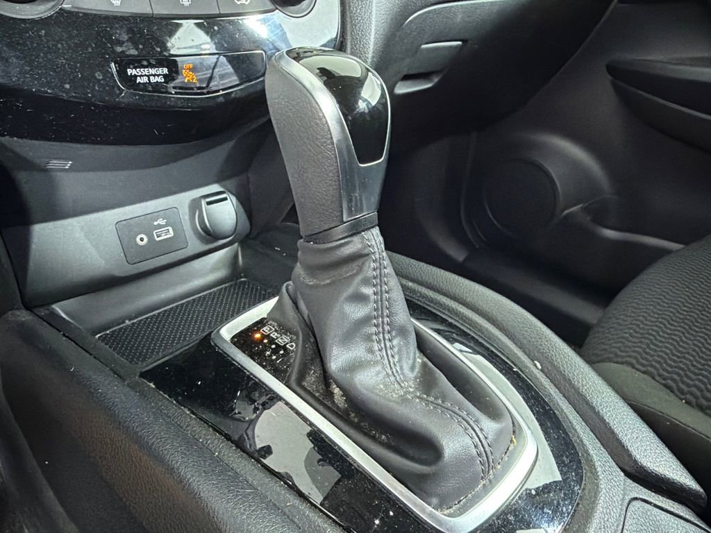 Used 2021 Nissan Rogue Sport S FWD image 30