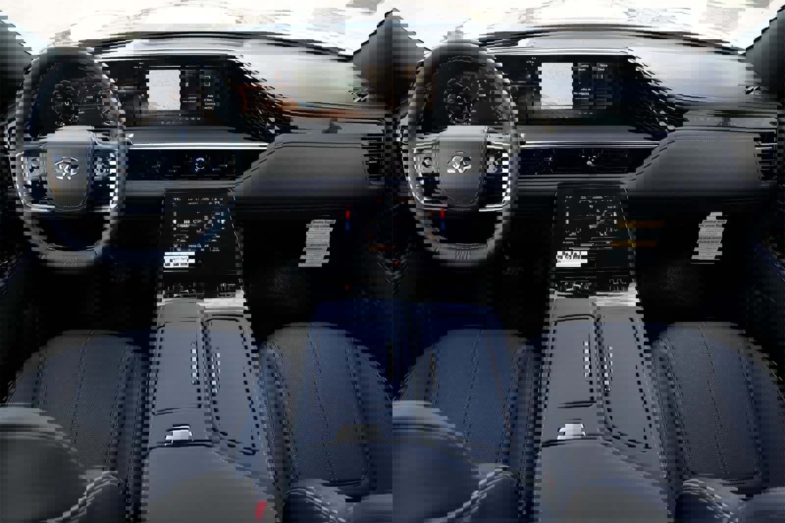 New 2026 INFINITI QX80 4WD w/ Sport Exterior Package image 7