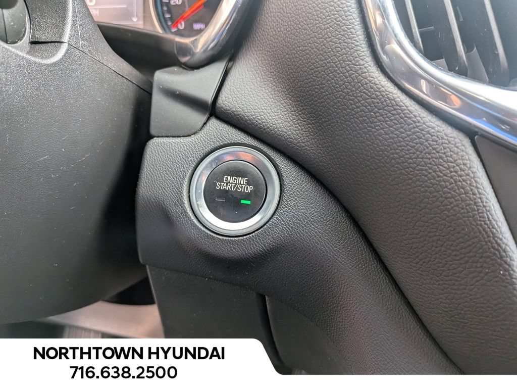 Used 2023 Chevrolet Equinox LT FWD image 14