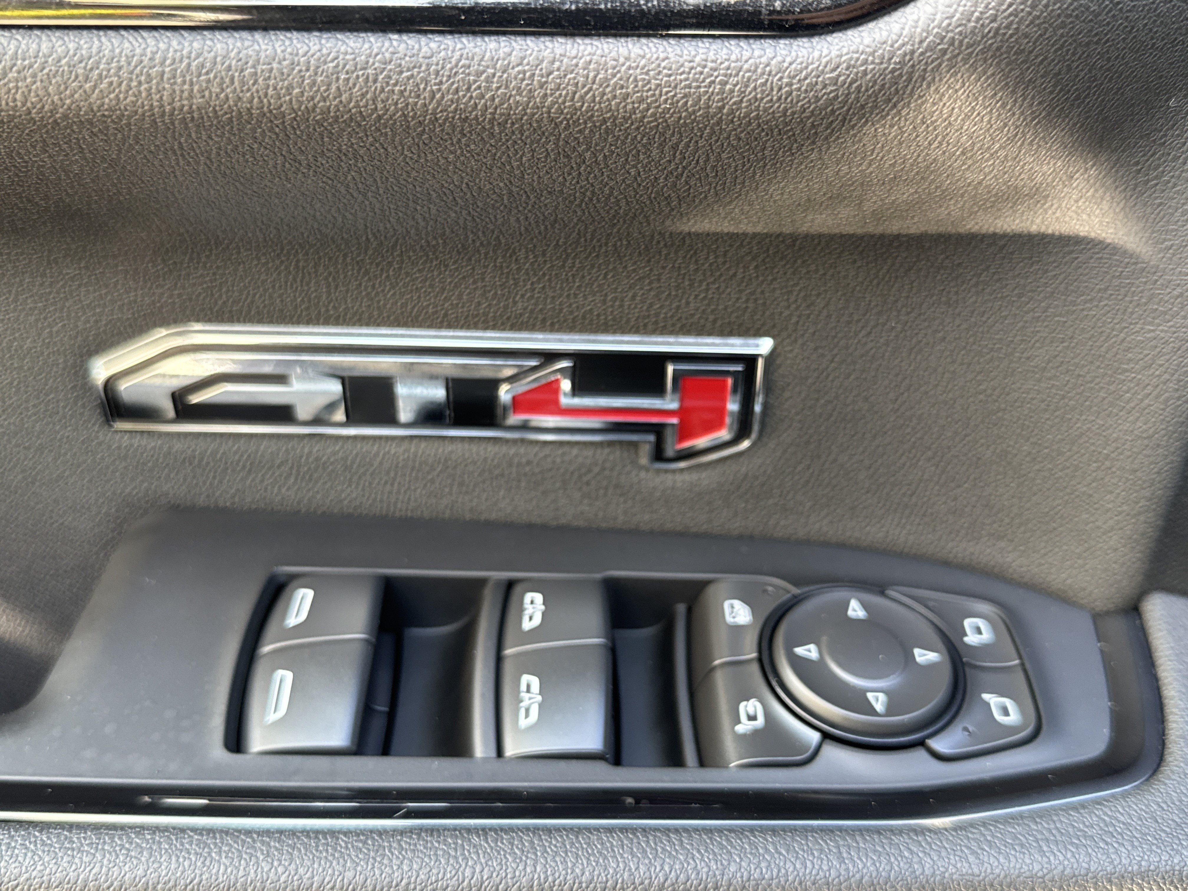 Used 2026 GMC Sierra 1500 AT4 w/ AT4 Premium Package AWD/4WD image 16