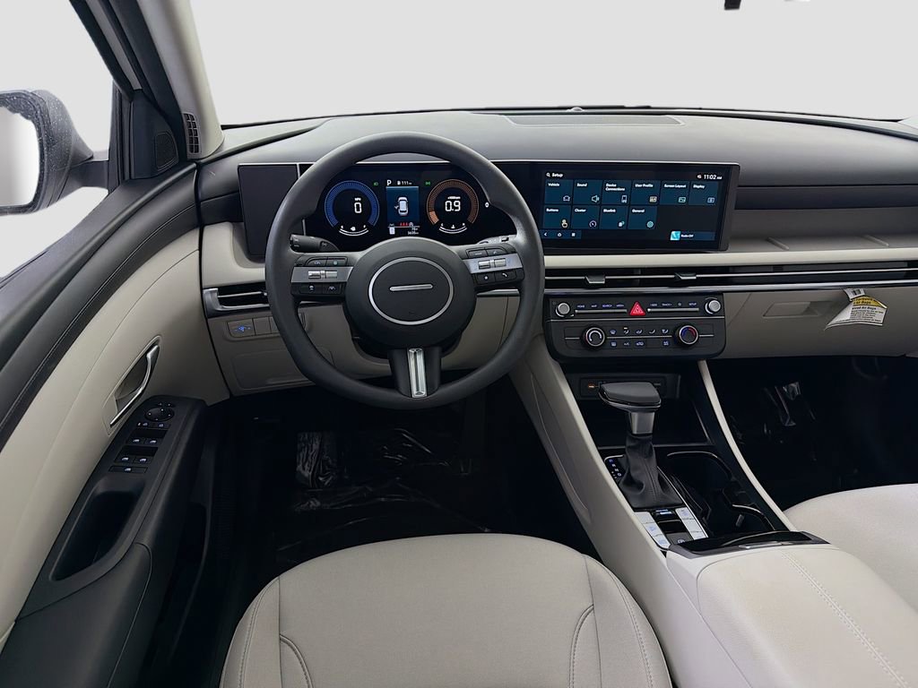 Used 2025 Hyundai Tucson SE FWD image 24