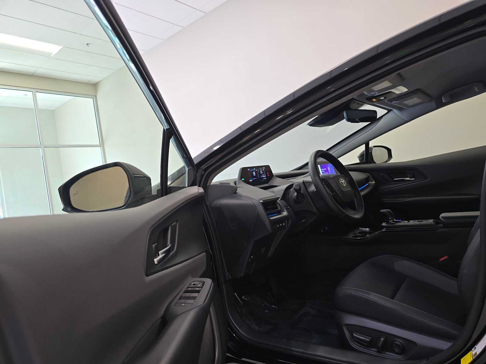 Certified 2024 Toyota Prius XLE AWD/4WD image 21