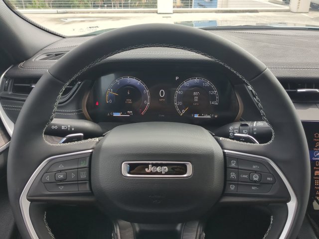New 2027 Jeep Grand Cherokee L Limited RWD image 33