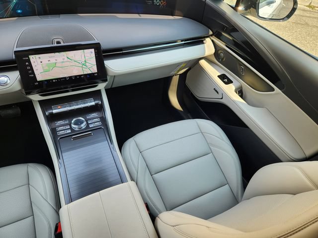 New 2026 Lincoln Nautilus Premier w/ Equipment Group 102A AWD/4WD image 12