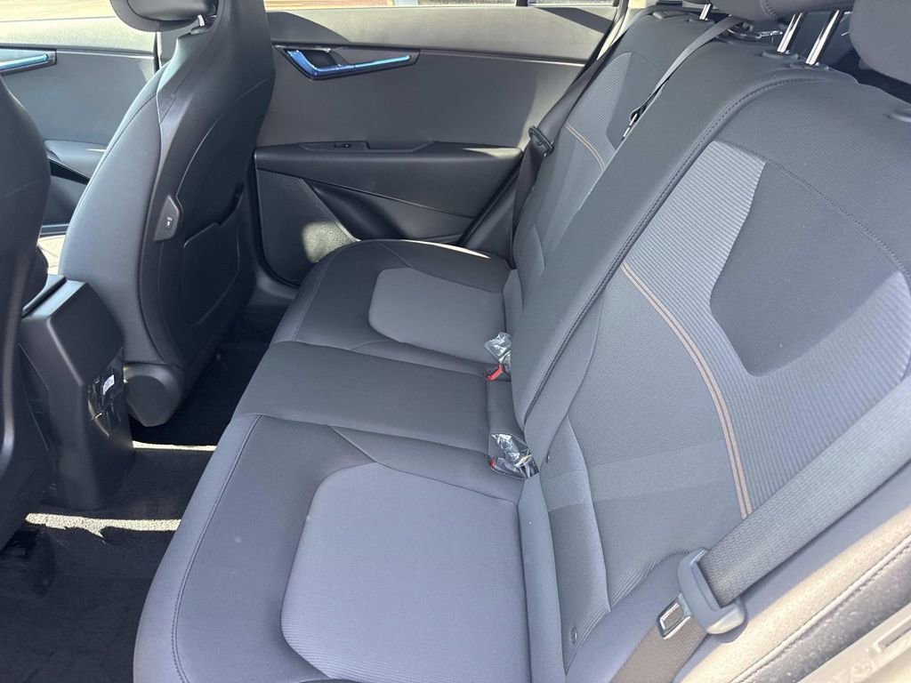 New 2026 Kia Niro LX FWD image 7