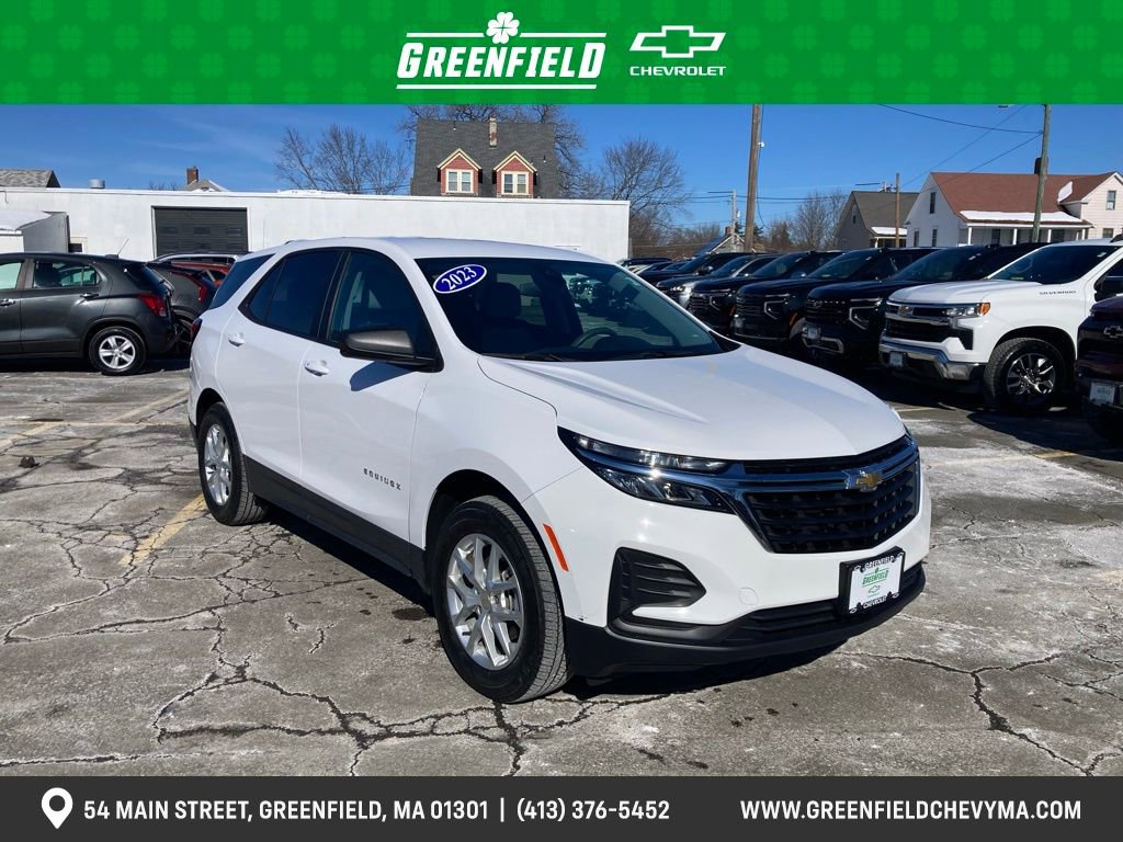 Used 2023 Chevrolet Equinox LS w/ LS Convenience Package image 1