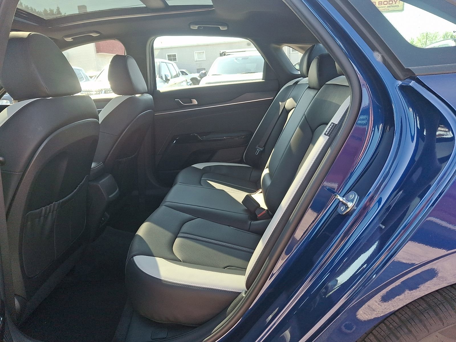 Used 2025 Kia K5 GT-Line w/ GT-Line Premium Package FWD image 10