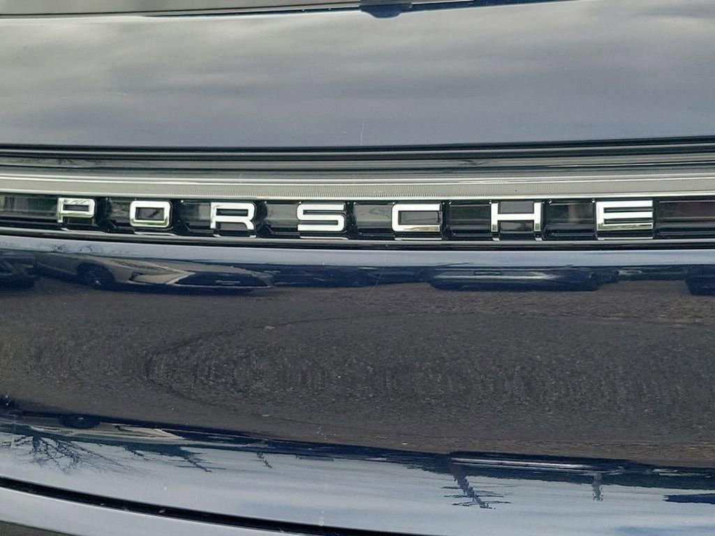 Used 2021 Porsche Macan Turbo image 27