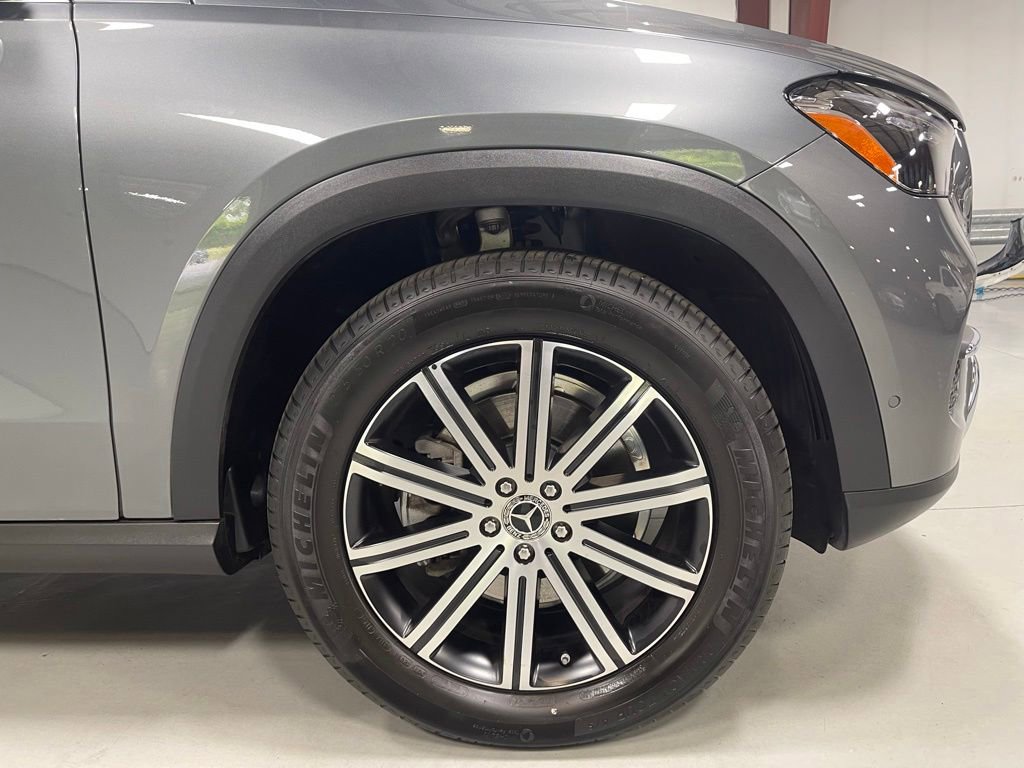 Used 2025 Mercedes-Benz GLE 350 4MATIC image 16