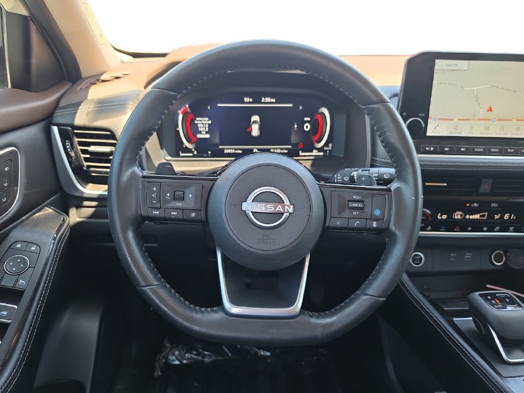 Used 2023 Nissan Rogue Platinum w/ Platinum Premium Package FWD image 12