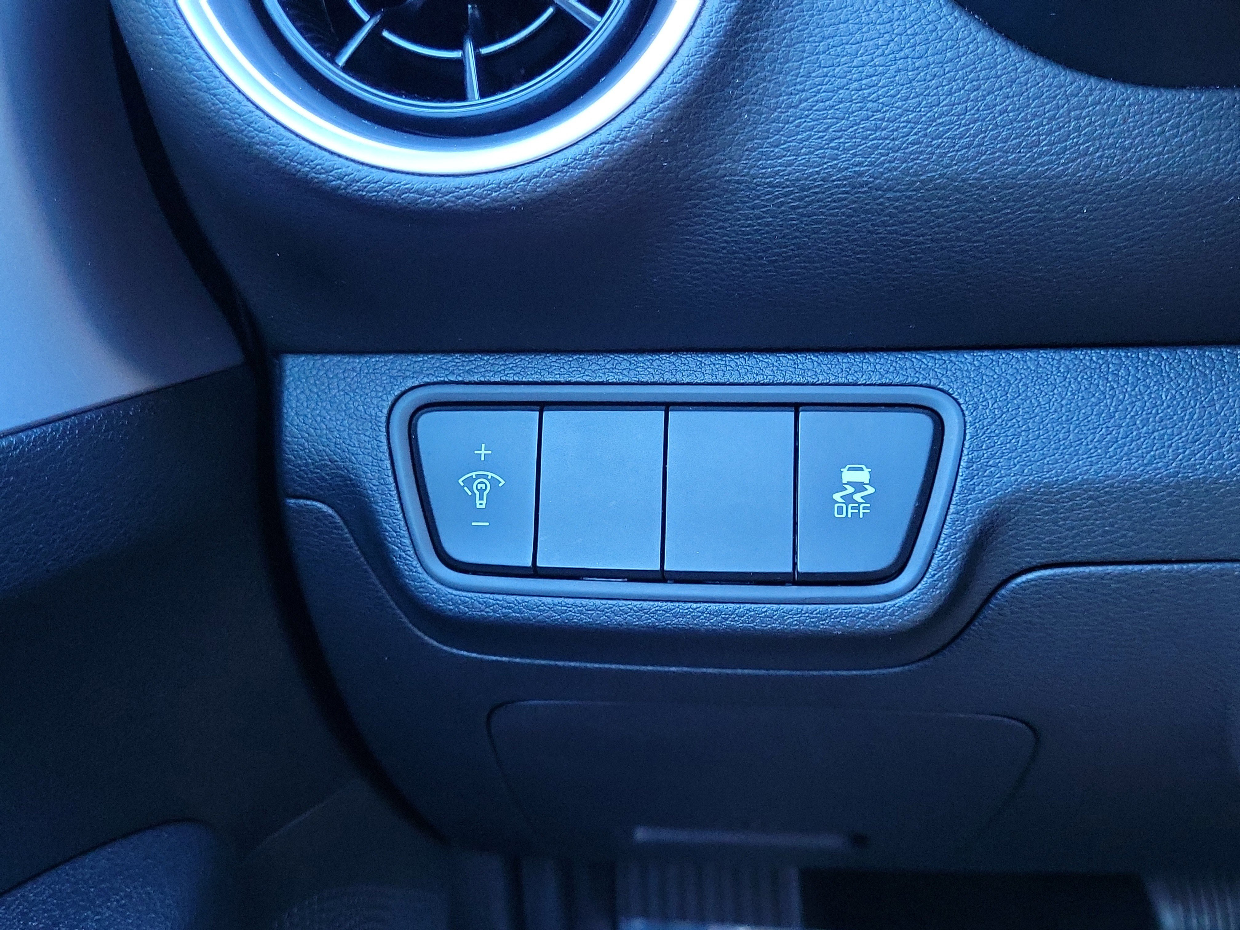 Used 2024 Kia Forte LXS image 25