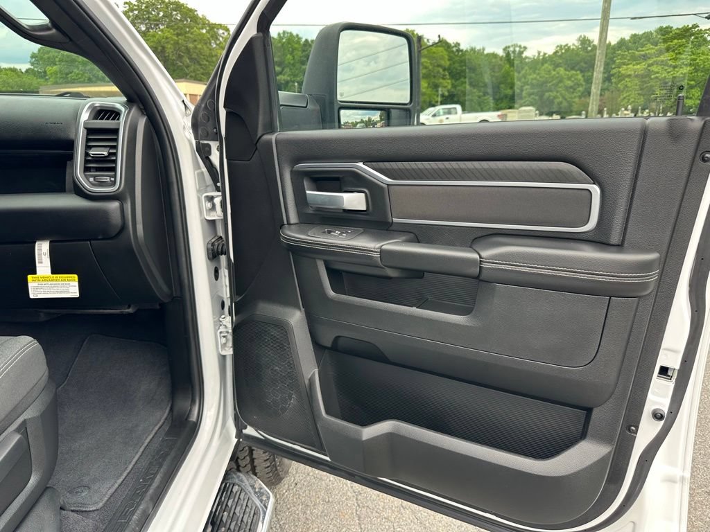 Used 2026 RAM 2500 Big Horn AWD/4WD image 20