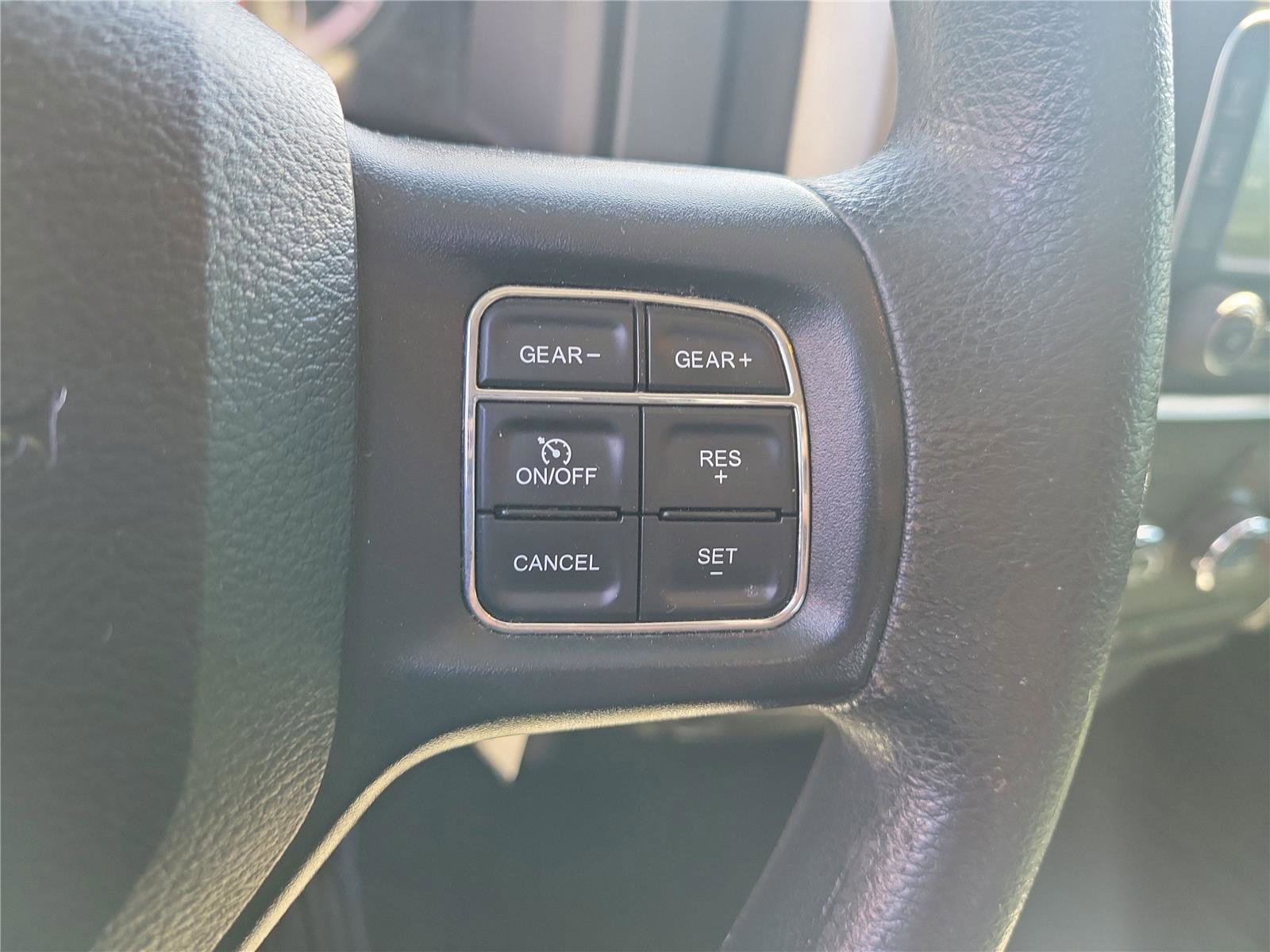 Used 2020 RAM 1500 Classic SLT AWD/4WD image 21