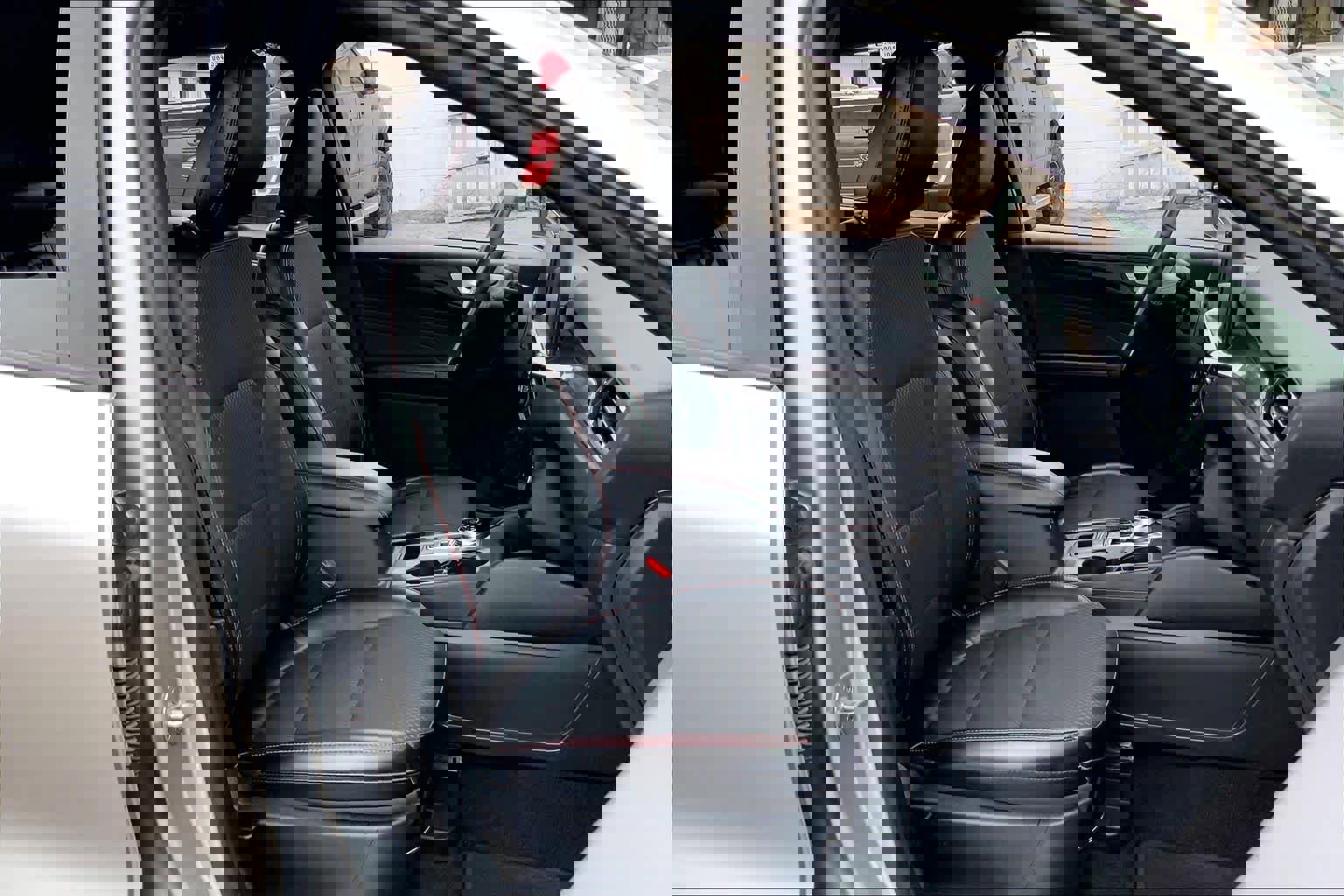 Used 2024 Ford Escape ST-Line w/ Tech Pack #1 image 8