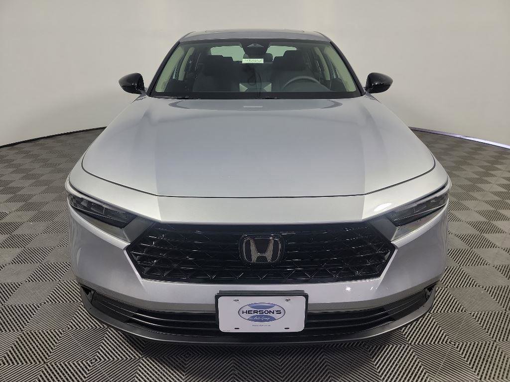 Used 2025 Honda Accord SE image 12