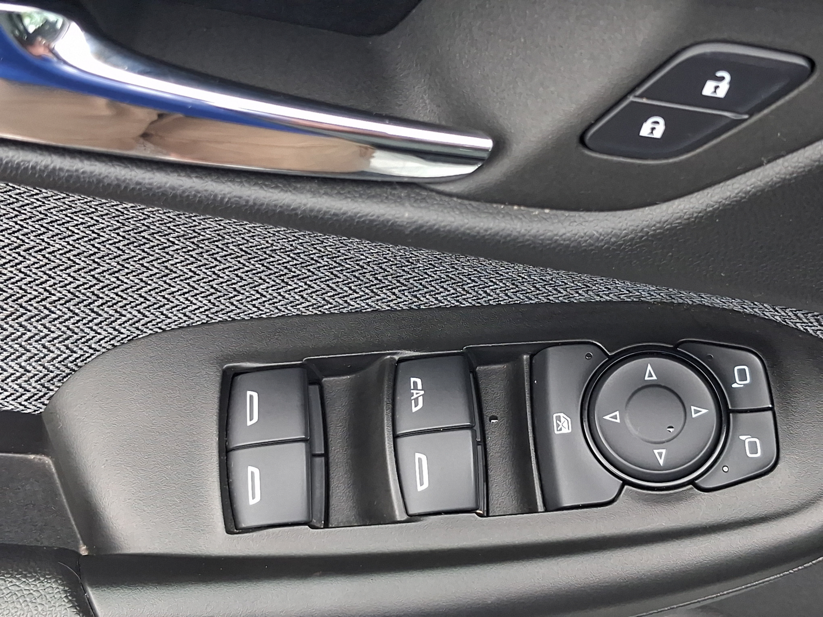 Used 2025 Chevrolet TrailBlazer LT FWD image 13