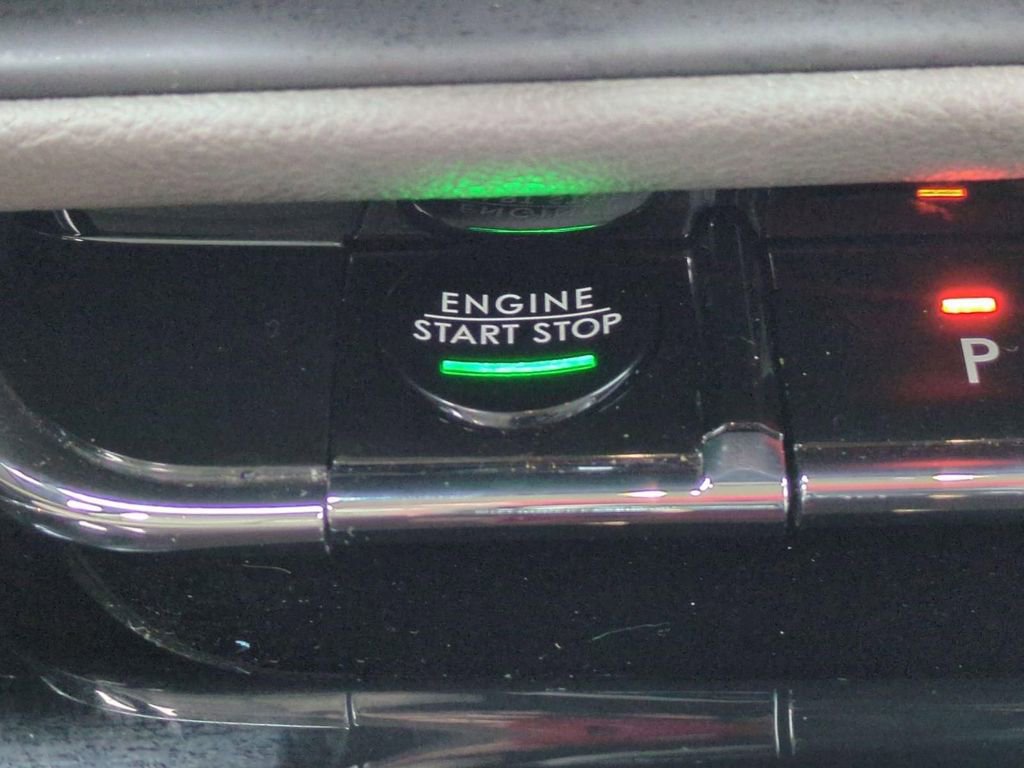 Used 2023 Lincoln Corsair AWD w/ Equipment Group 101A image 21