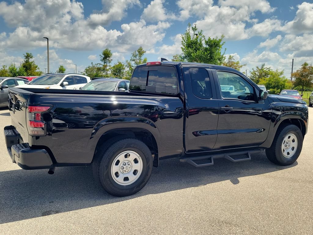 Used 2025 Nissan Frontier S w/ S Utility Package RWD image 2