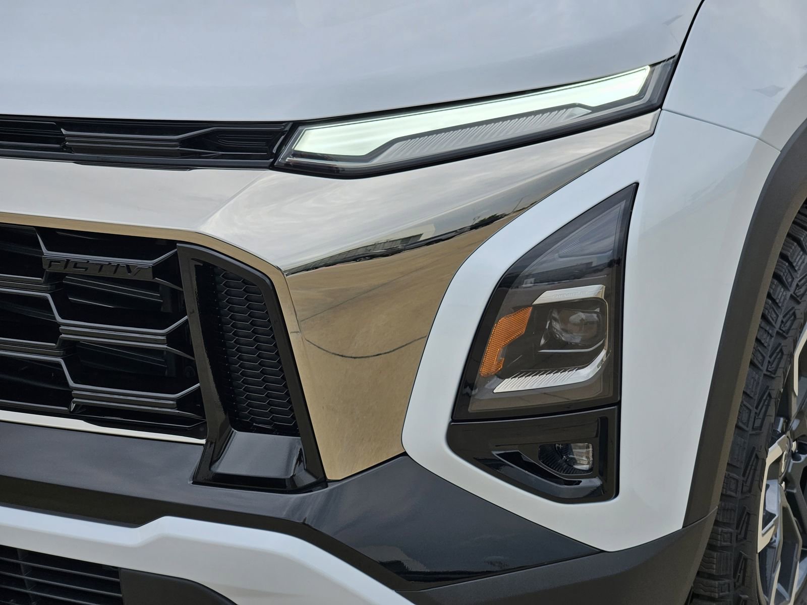 New 2026 Chevrolet Equinox ACTIV w/ Convenience Package III FWD image 11
