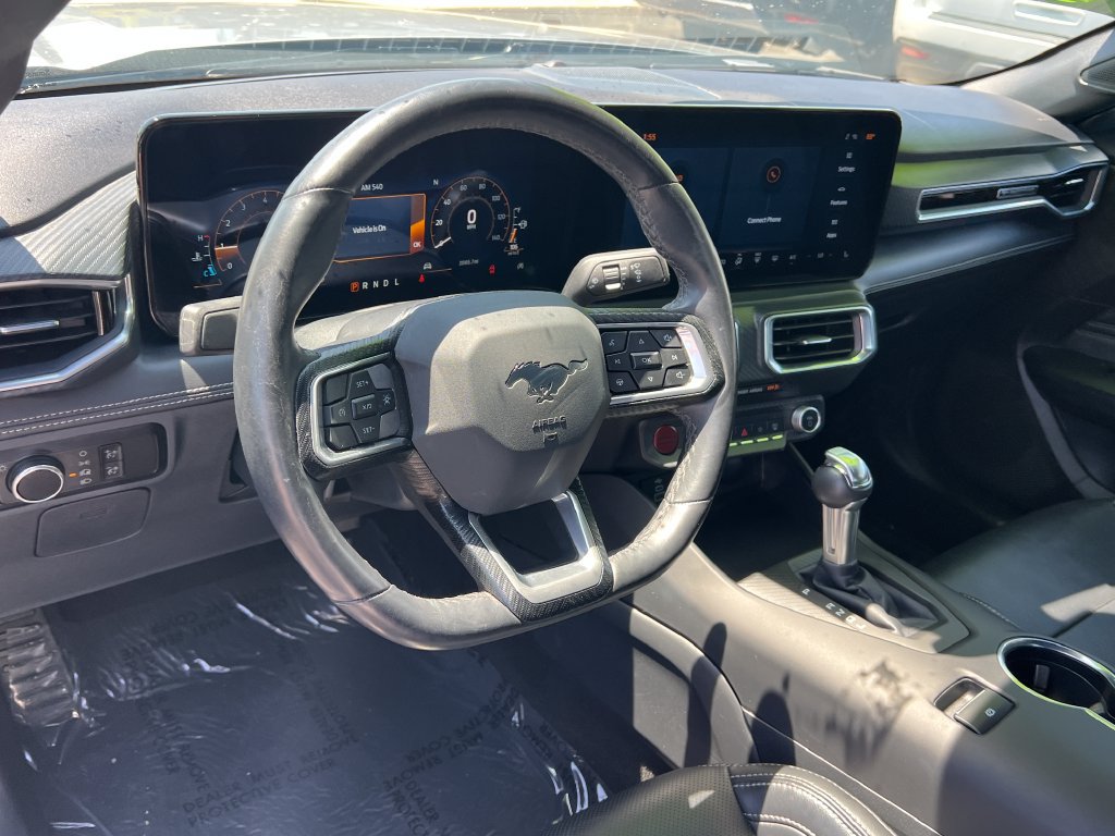 Used 2025 Ford Mustang Premium RWD image 17