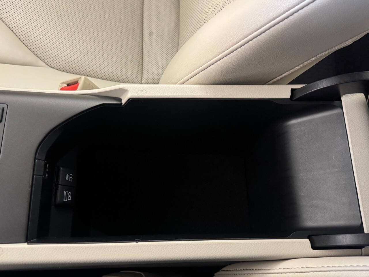 Used 2022 Toyota Camry XLE image 42