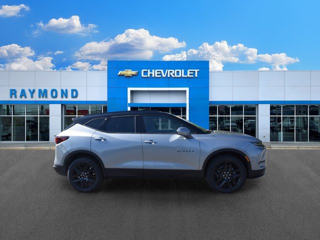 New 2026 Chevrolet Blazer LT w/ Convenience Package AWD/4WD image 2