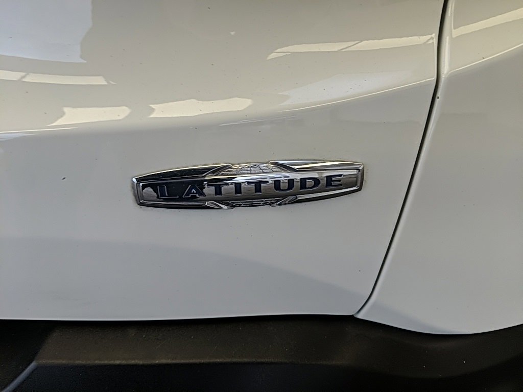 Used 2022 Jeep Renegade Latitude image 8