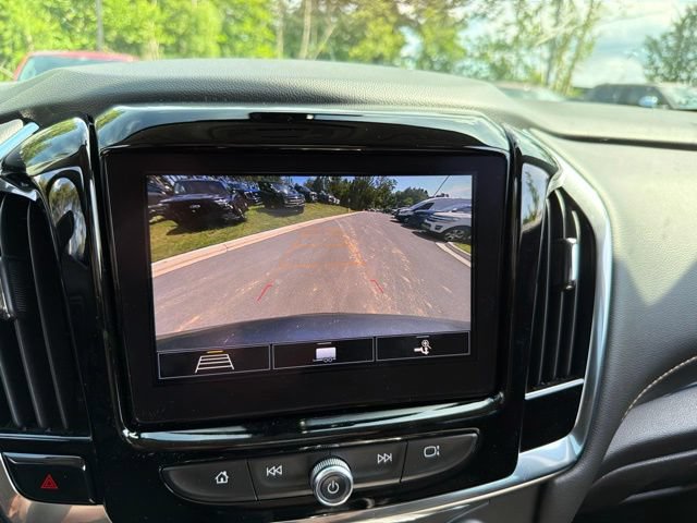Used 2021 Chevrolet Traverse LT FWD image 63