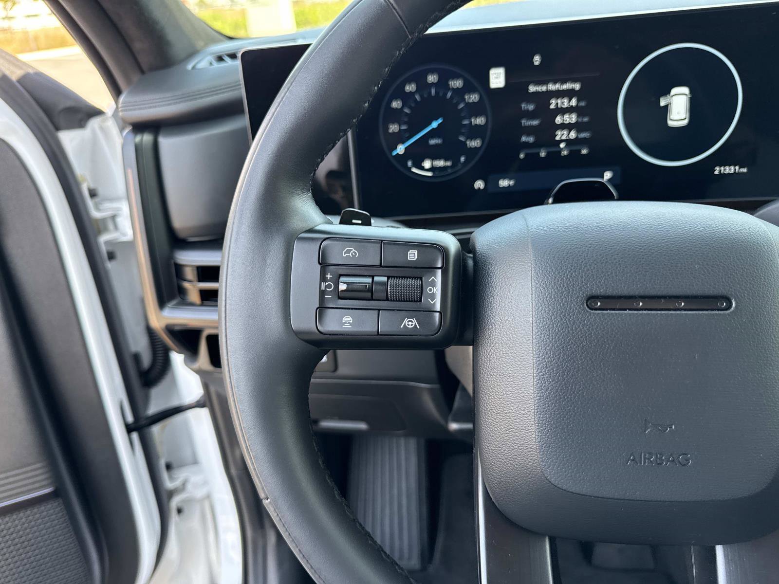 Used 2024 Hyundai Santa Fe Calligraphy image 29