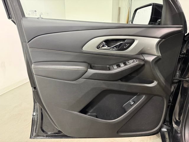 Certified 2020 Chevrolet Traverse LT AWD/4WD image 11