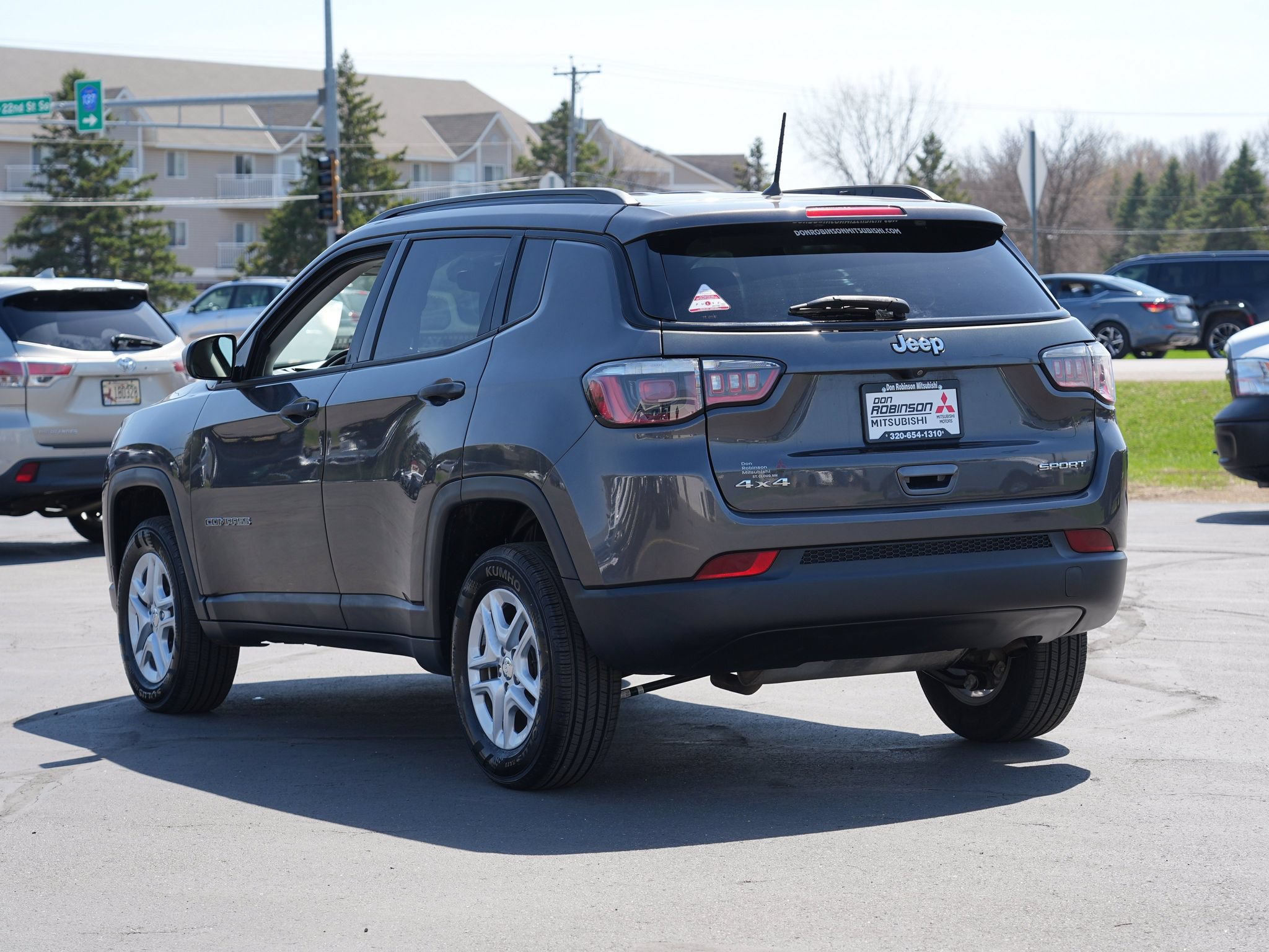 Used 2018 Jeep Compass Sport AWD/4WD image 6