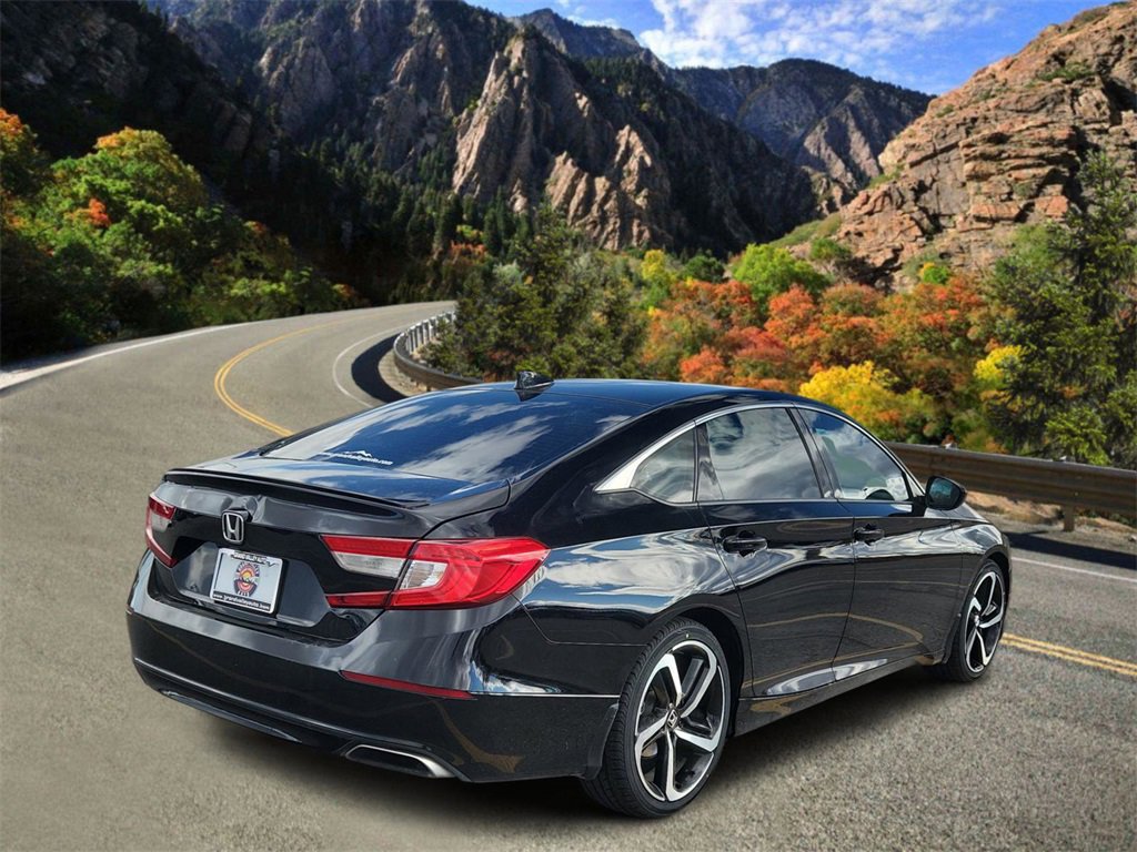 Used 2022 Honda Accord Sport image 3