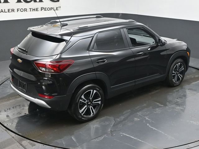 Used 2025 Chevrolet TrailBlazer LT w/ Convenience Package image 38