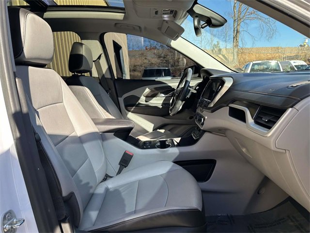 Used 2021 GMC Terrain SLT w/ LPO, Bright Accent Package image 27