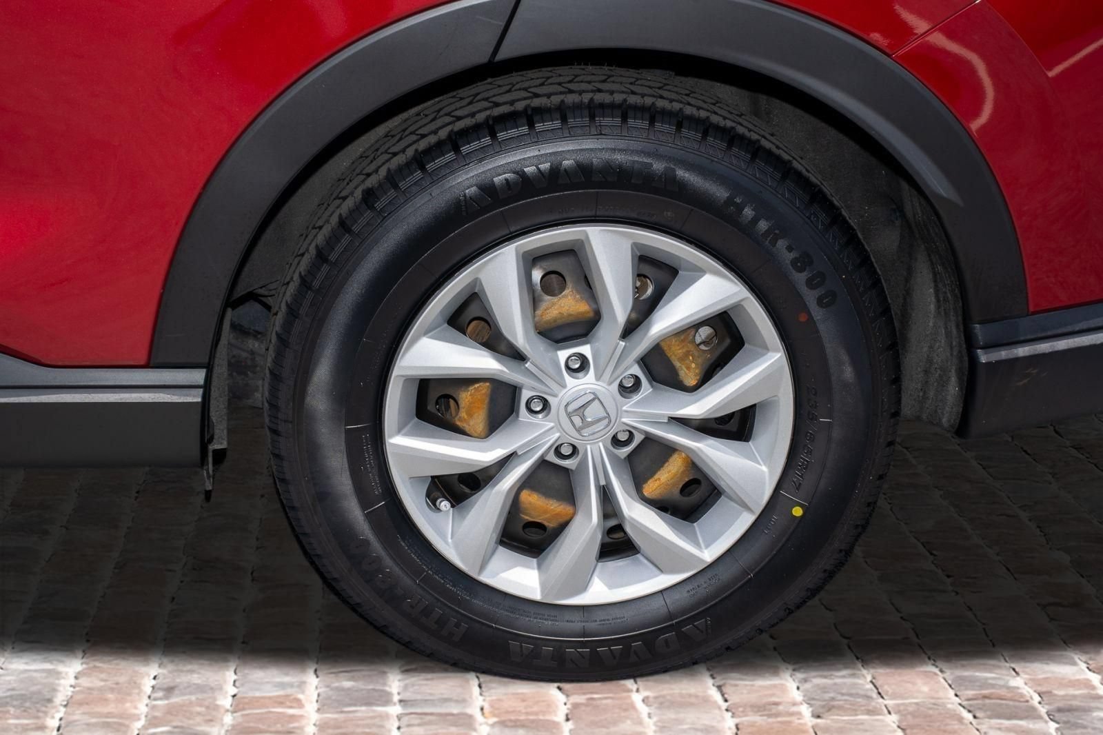 Certified 2025 Honda CR-V LX image 40