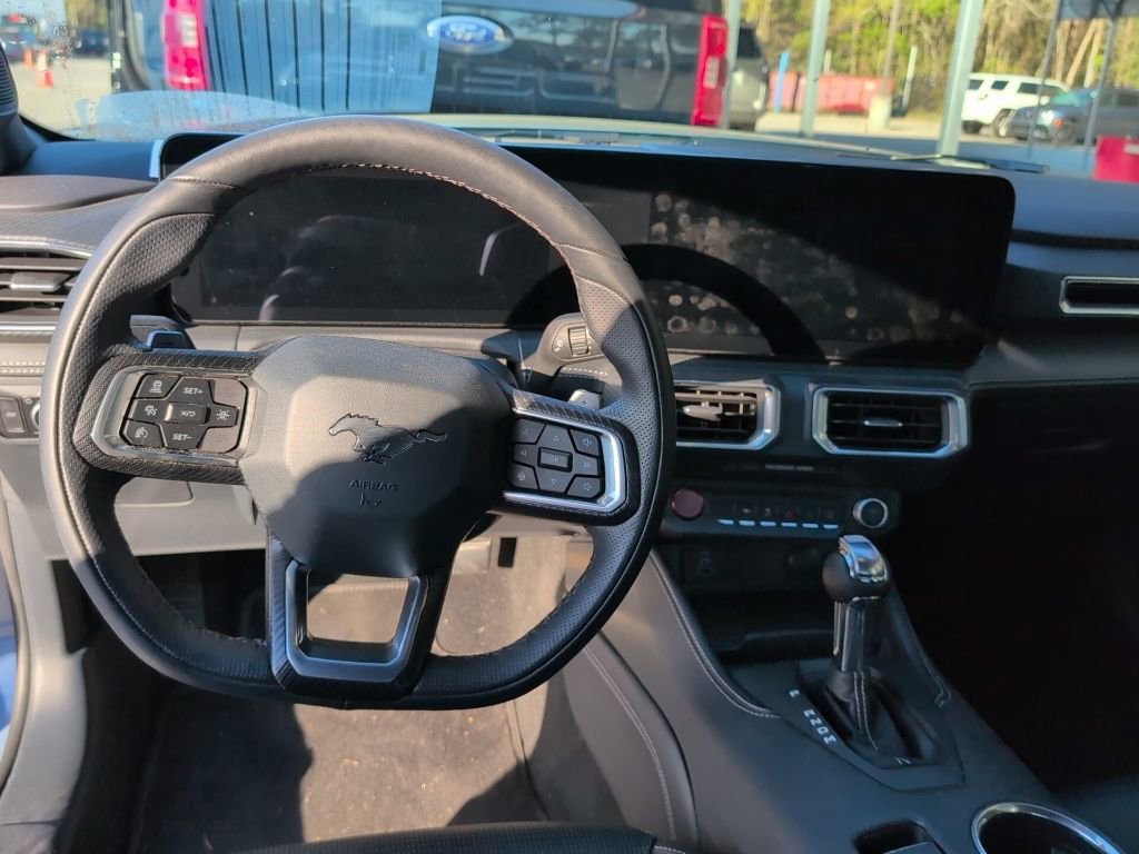 Used 2024 Ford Mustang GT Premium image 9