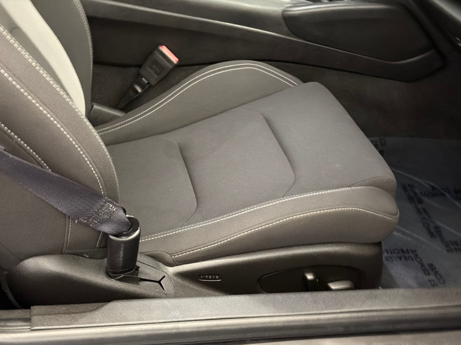 Used 2017 Chevrolet Camaro LT RWD image 11