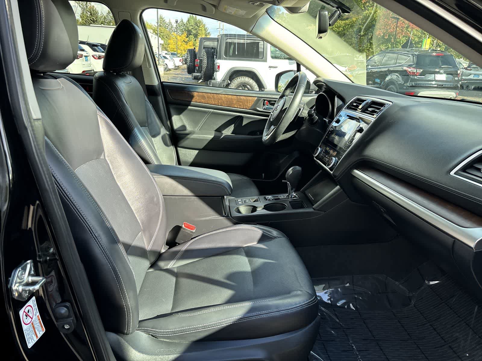 Used 2018 Subaru Outback 2.5i Limited AWD/4WD image 6
