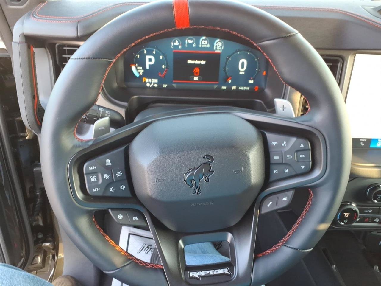 Used 2025 Ford Bronco Raptor AWD/4WD image 18