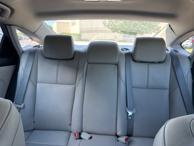 Used 2018 Toyota Avalon Limited FWD image 20