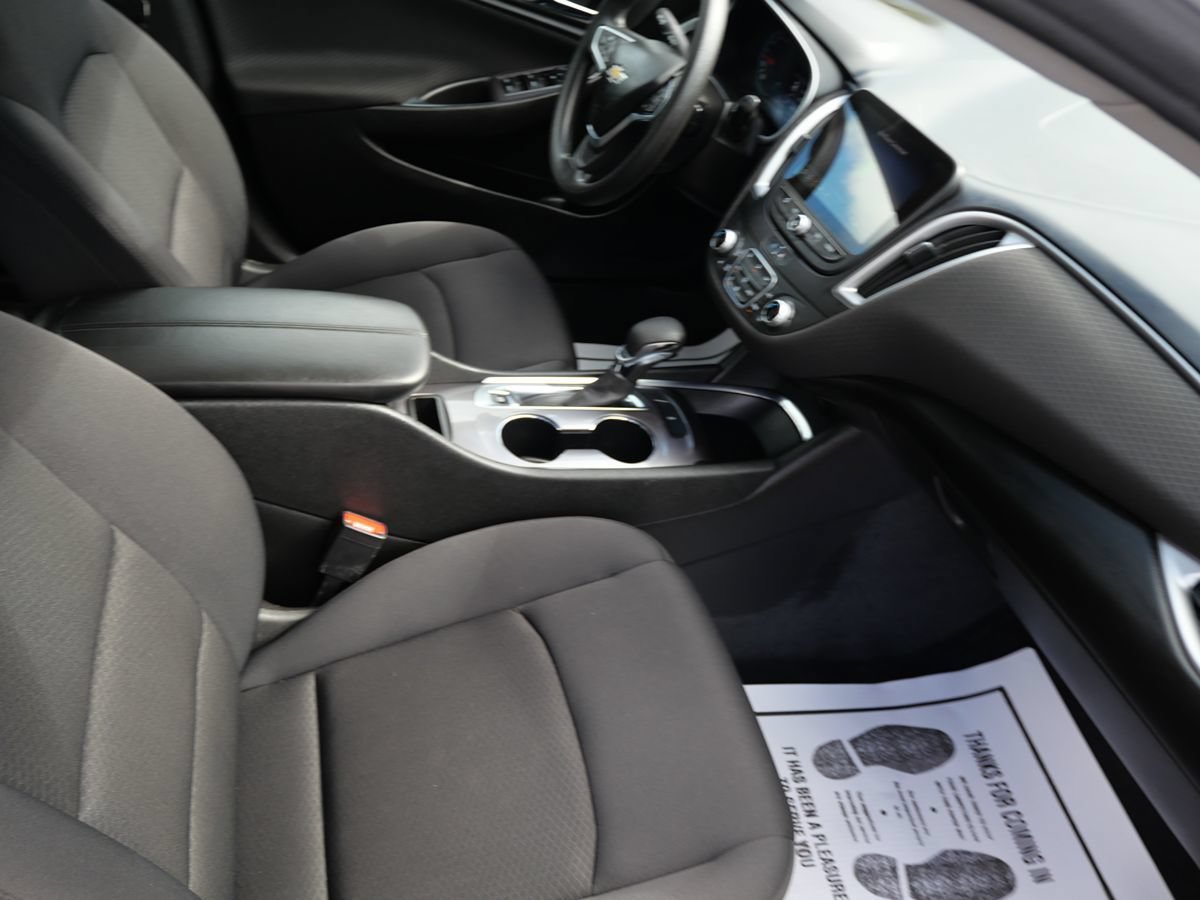 Used 2022 Chevrolet Malibu LT FWD image 27