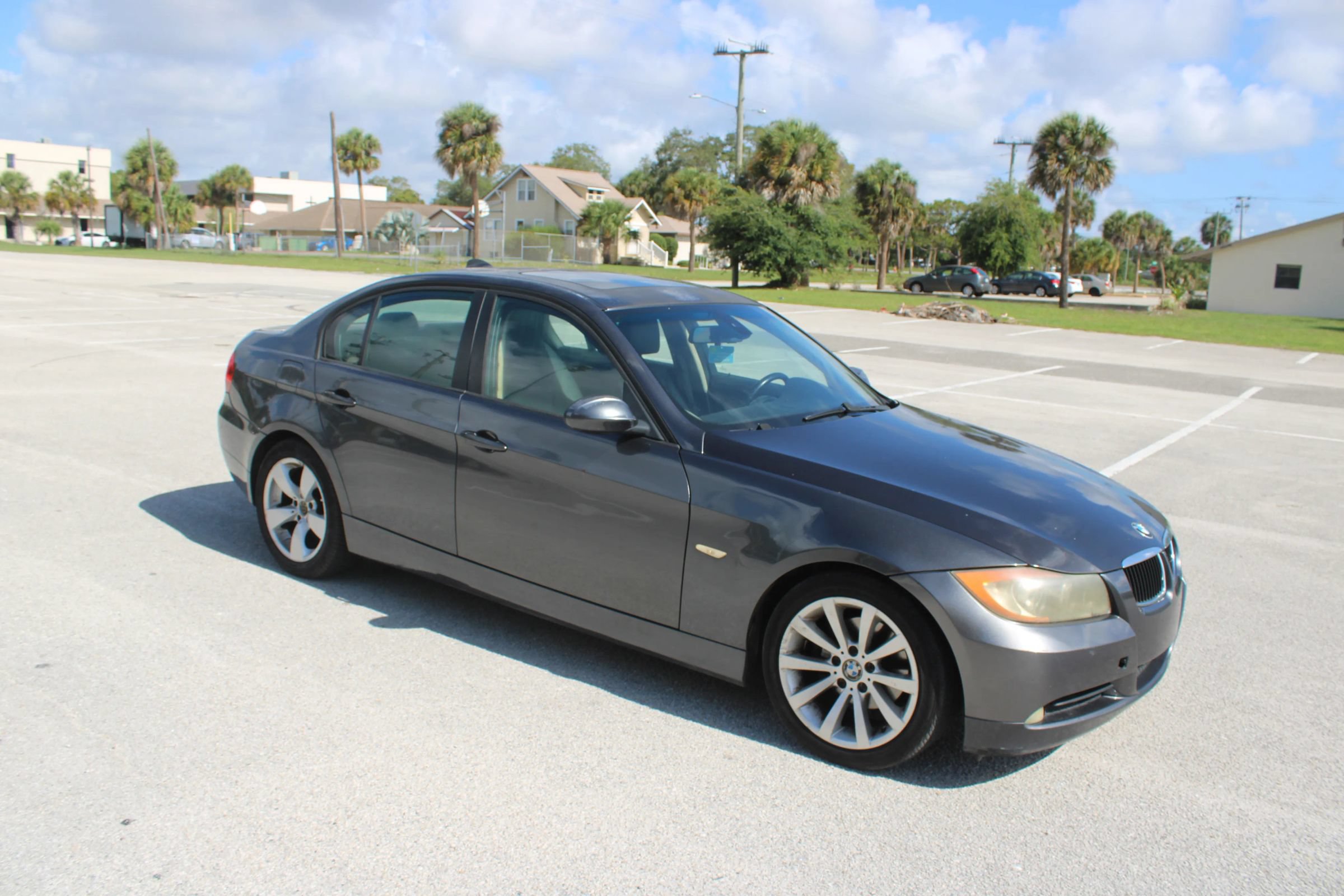 Used 2006 BMW 325i Sedan RWD image 14