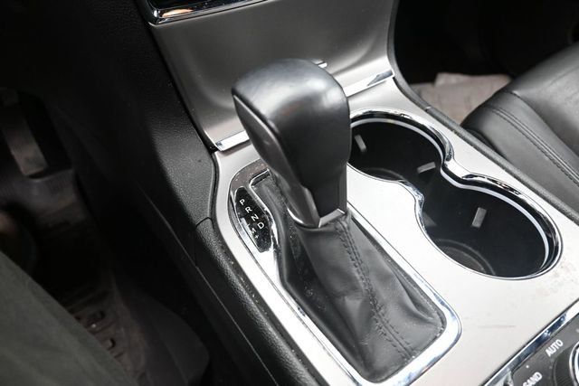 Used 2020 Jeep Grand Cherokee Limited AWD/4WD image 19