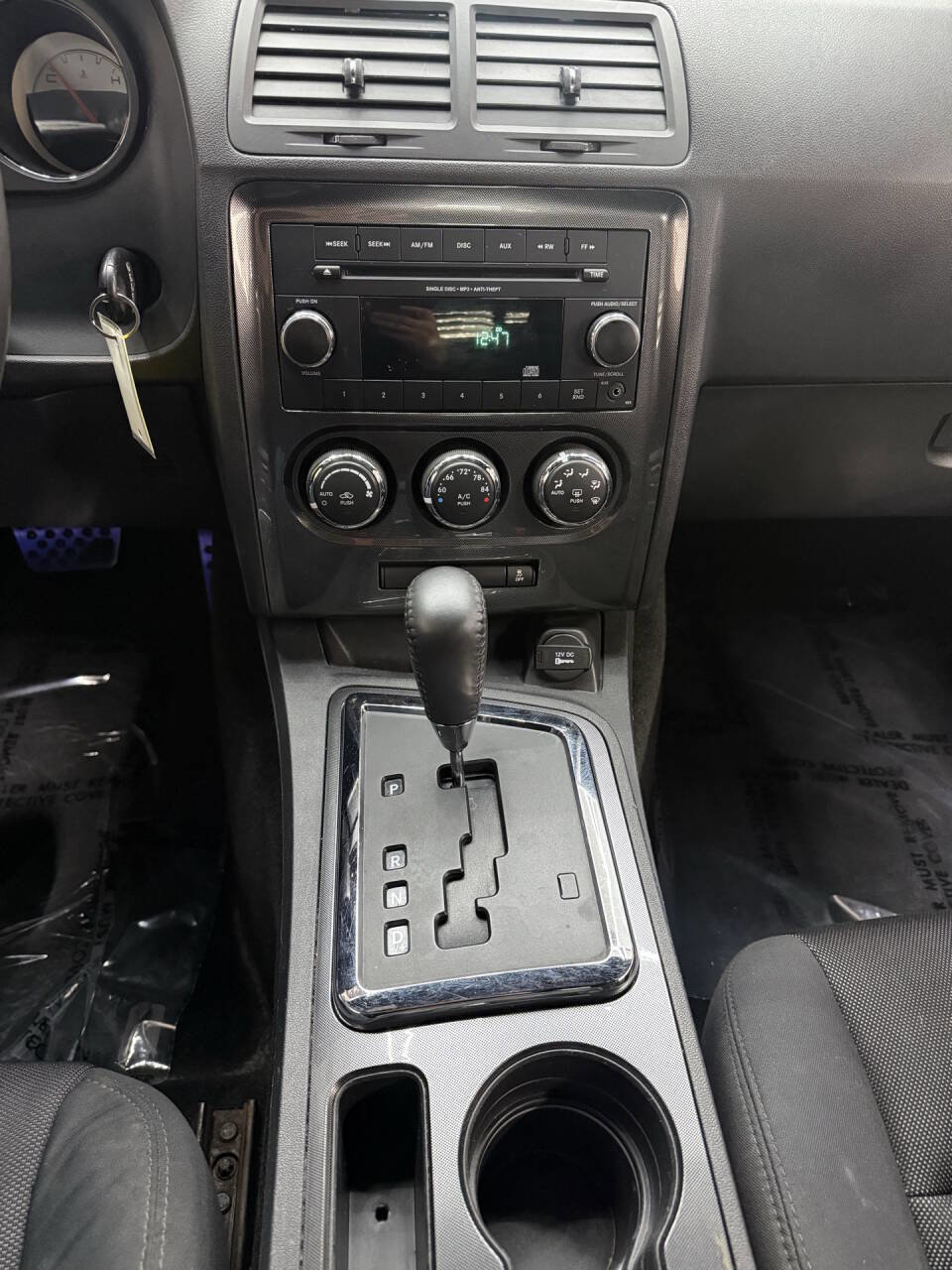 Used 2014 Dodge Challenger SXT RWD image 25
